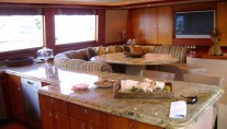 NEW MOON II - Galley